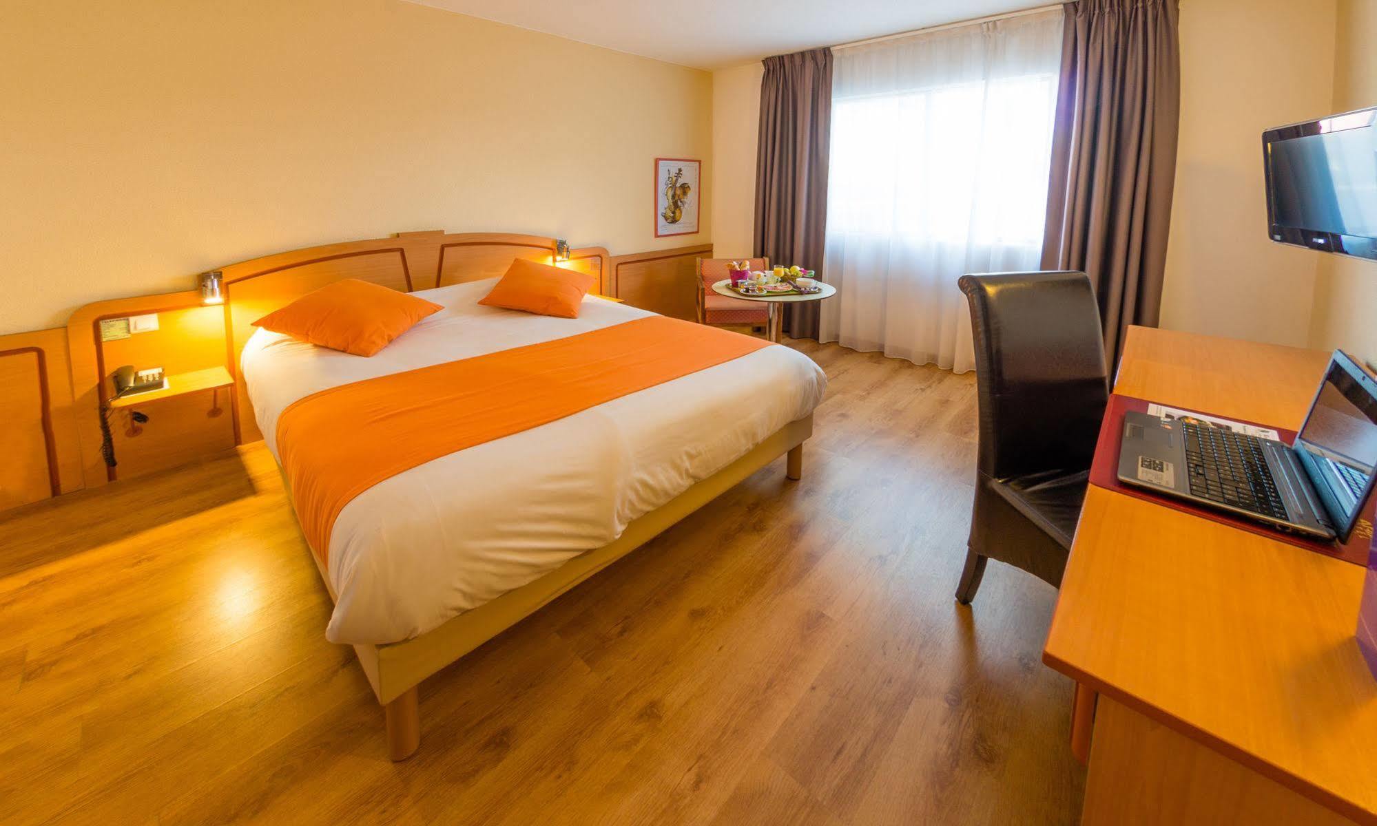 Ariane Hotel Fos Sur Mer Фос-сюр-Мер Экстерьер фото